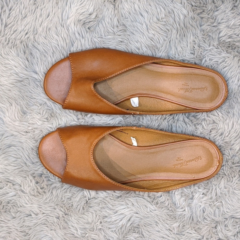 Light brown Mules